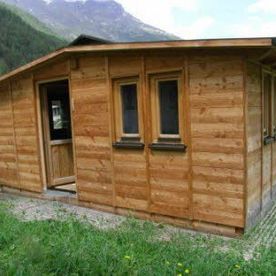 Wohnwagenanbau von außen