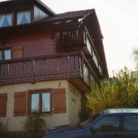 seitliche Ansicht des Balkonanbaus