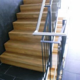 Treppenhaus mit Geländer
