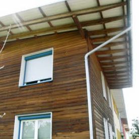 seitliche Ansicht Fassade Haus